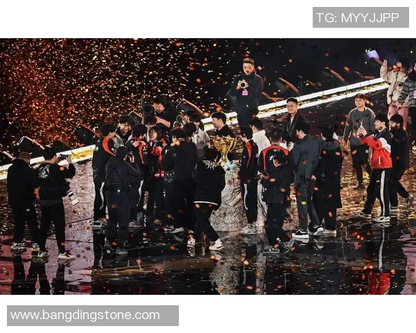 KPL春季赛：AG超玩会瞄准狼队发育路，道崽成战术突破口